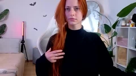 Your doll Lesli online show from November 2, 9:23 am