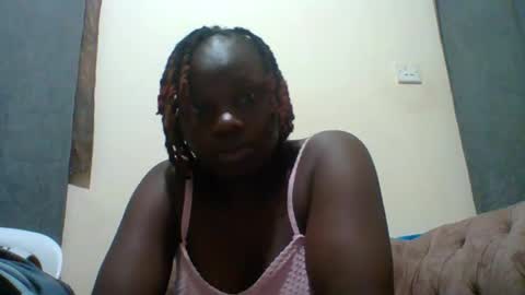 dollyvee online show from November 13, 2:49 pm