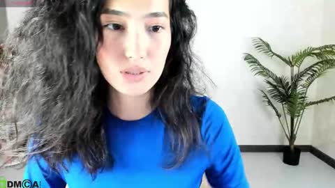 Aura online show from September 12, 9:07 am