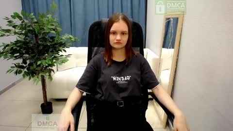 Sia online show from April 16, 11:54 am