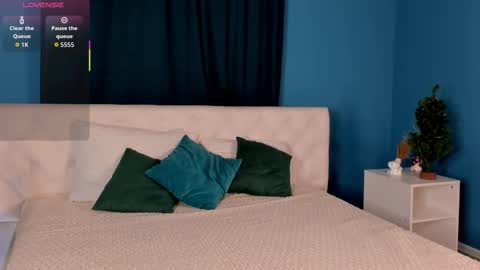 Dora EXOMI online show from February 9, 1:08 am