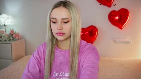 Amy online show from February 14, 9:44 am