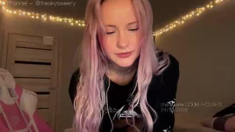 Lana  Eva  dont forget to give us a thumb up online show from October 24, 1:23 am