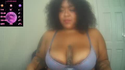 DeeDee online show from August 6, 12:45 pm