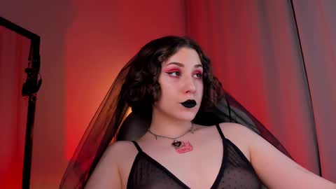 Eva or Goddess online show from March 4, 11:00 pm