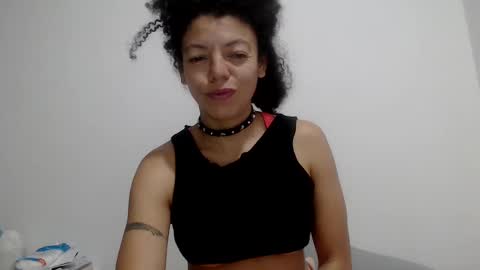 DreamyLatina online show from January 29, 11:20 am