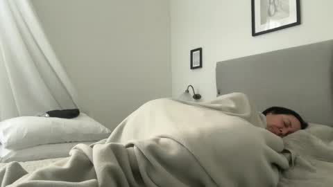 Dr. Resa online show from March 11, 10:30 am