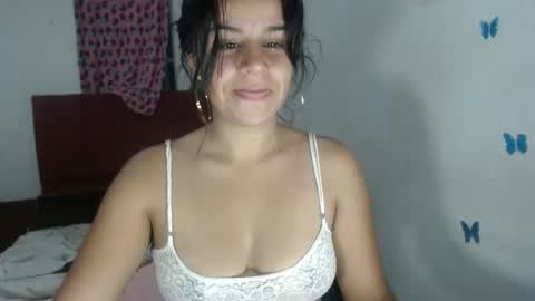 dulcekatty18 online show from February 6, 7:24 am
