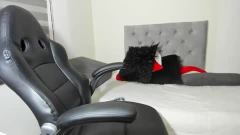 Katia online show from April 8, 2:14 am