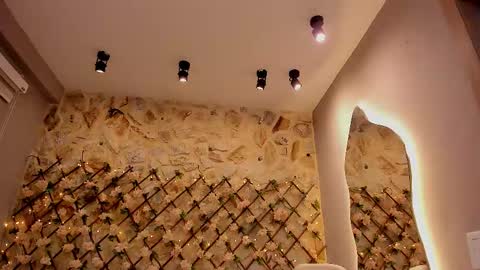 duskybeautyy online show from February 28, 7:57 pm