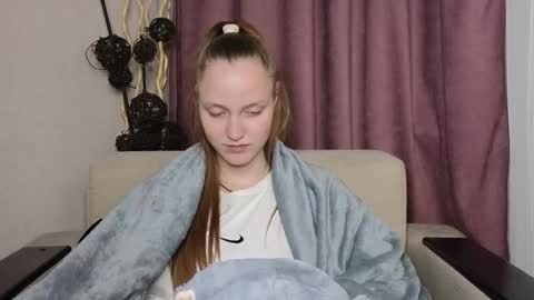 Jenny online show from December 15, 8:14 pm