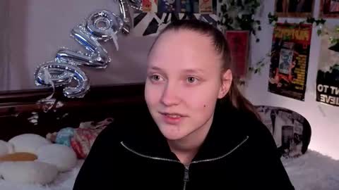 Jenny online show from February 26, 7:24 pm