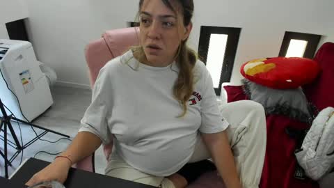 dayana online show from June 1, 5:09 am