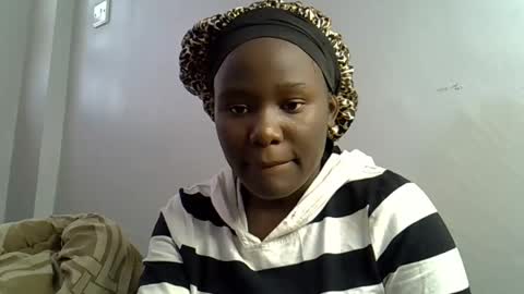 Queen online show from February 4, 9:12 am