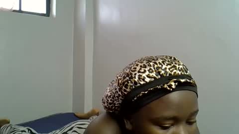 Queen online show from February 3, 8:30 am