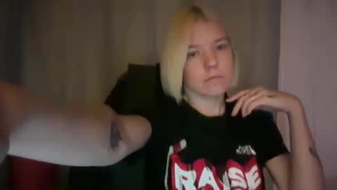 americnbarbie online show from October 20, 3:42 am