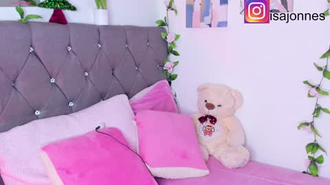 isa online show from December 20, 8:01 pm