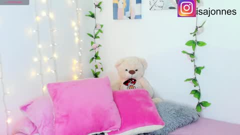 isa online show from December 6, 8:17 pm