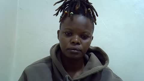 ebony_cuttey30 online show from April 13, 4:58 am