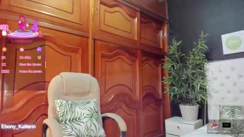 ebony_katterin online show from November 6, 11:27 am