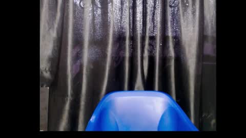 Queen online show from November 29, 9:24 am