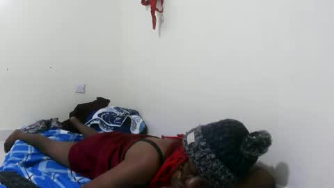 ebony_sluttt online show from February 10, 7:06 pm