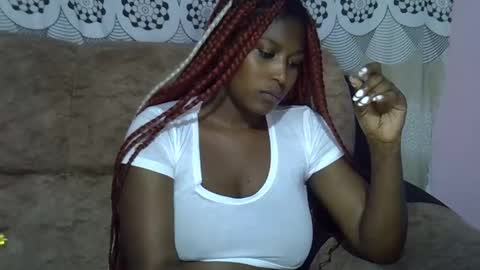 pretty online show from April 15, 6:52 pm