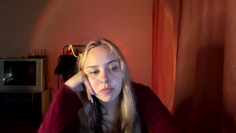 April online show from March 3, 7:53 pm