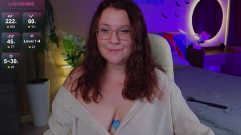      online show from November 1, 9:19 pm