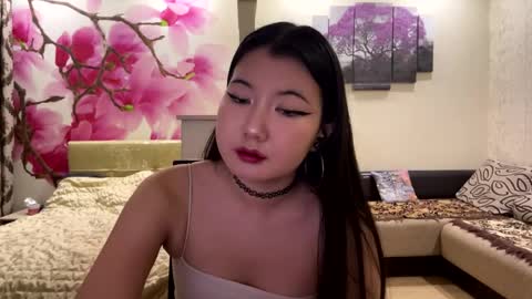 Eri online show from April 15, 6:19 pm