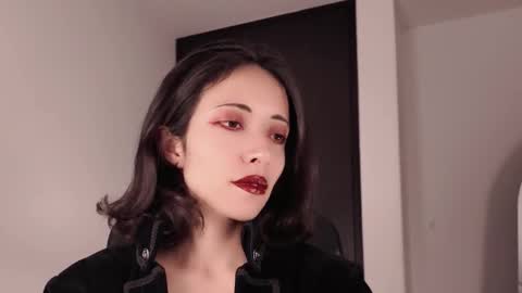 Edranah online show from December 2, 11:29 pm