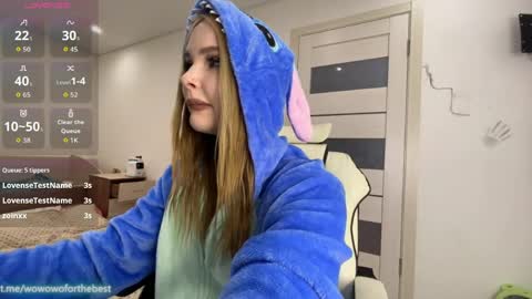 Lili online show from June 3, 6:47 am