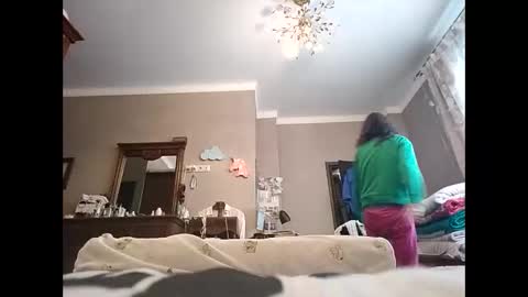 Effy online show from December 24, 10:33 am