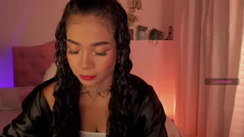 effy online show from January 10, 7:14 am