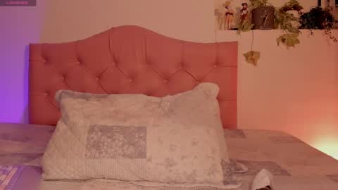 effy online show from March 9, 9:02 am