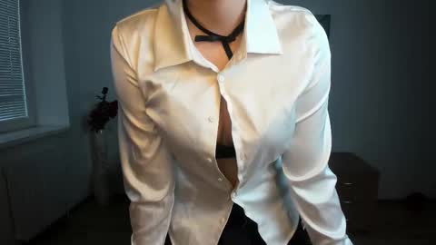 Effy Royse online show from February 27, 1:44 pm