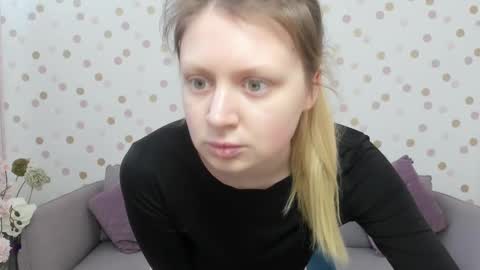 Effy online show from February 24, 6:36 am