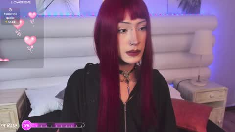    online show from February 5, 3:09 pm