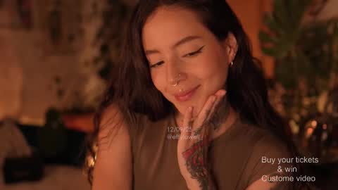 Effy online show from September 13, 2:19 am