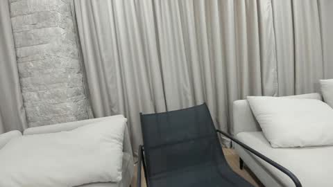 Erik and Alice online show from October 23, 1:44 am