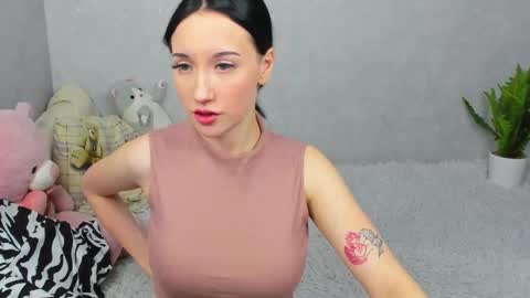 eileenmoores online show from February 4, 4:10 pm