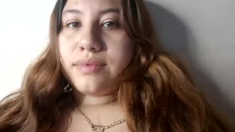 EIMY   MODEL INDEPENDENT online show from January 9, 3:04 am