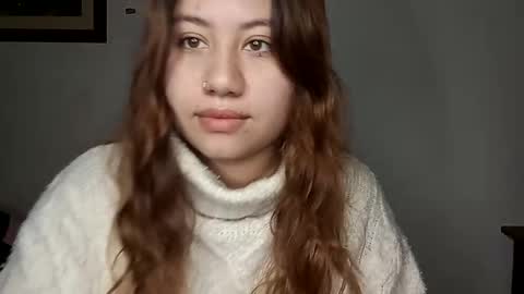 EIMY   MODEL INDEPENDENT online show from January 8, 6:31 am