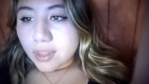 EIMY   MODEL INDEPENDENT online show from November 7, 5:02 am