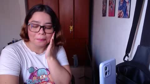 eimy_saenzz online show from March 24, 6:02 pm