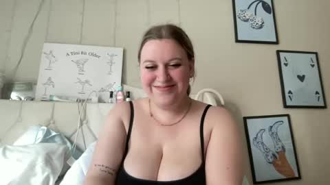 ekl22 online show from June 21, 9:41 pm