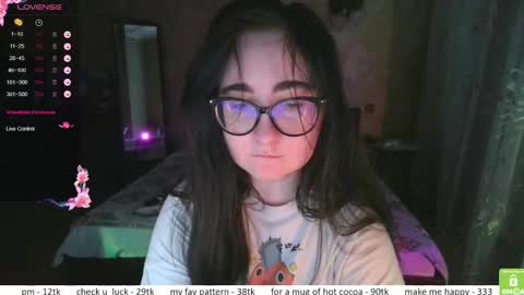 If you like it when I meow give me a thumbs up online show from November 14, 11:10 am