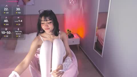 Ela online show from October 17, 8:45 pm