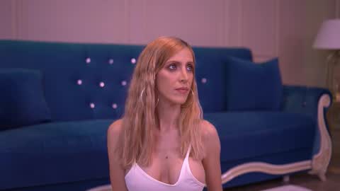 Ella online show from January 16, 5:47 am