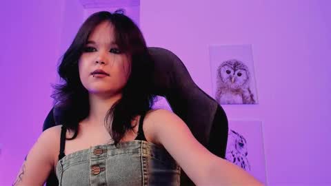 Your sweet girl online show from March 8, 7:07 pm